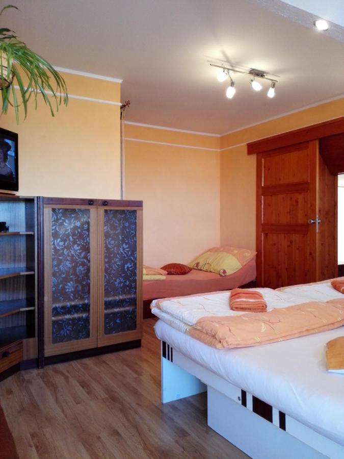 Apartman Slnecnica Попрад Екстер'єр фото
